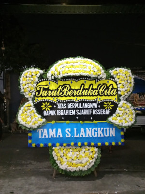 Papan Bunga Duka di Kepuh